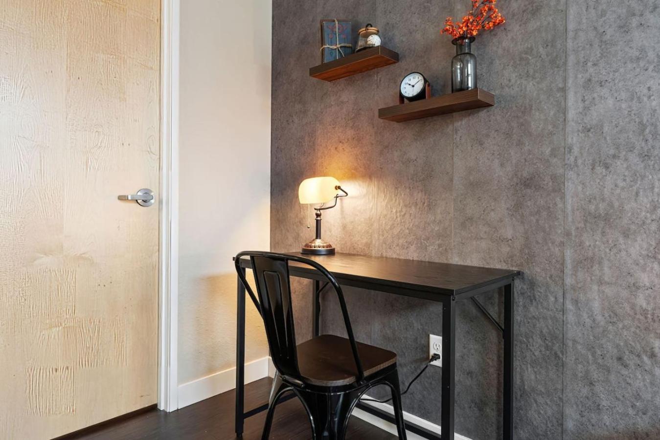 Eden Free Parking, Central, Gym Fast Wifi * Minneapolis